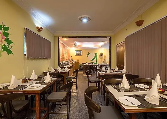 Green Hotel