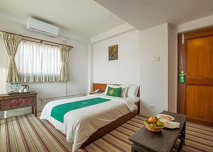 Hotel Green Hotel 2*